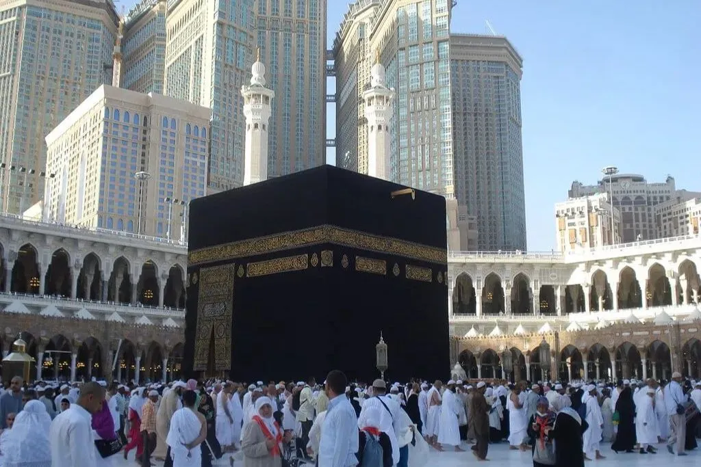 5 Star 14 Nights Umrah Package